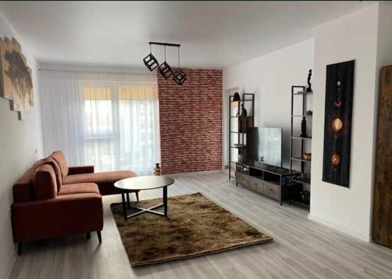 Apartament cu 2 camere semidecomandat în Parcul Carol