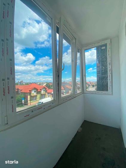 Apartament cu 2 camere semidecomandat în Micro 17