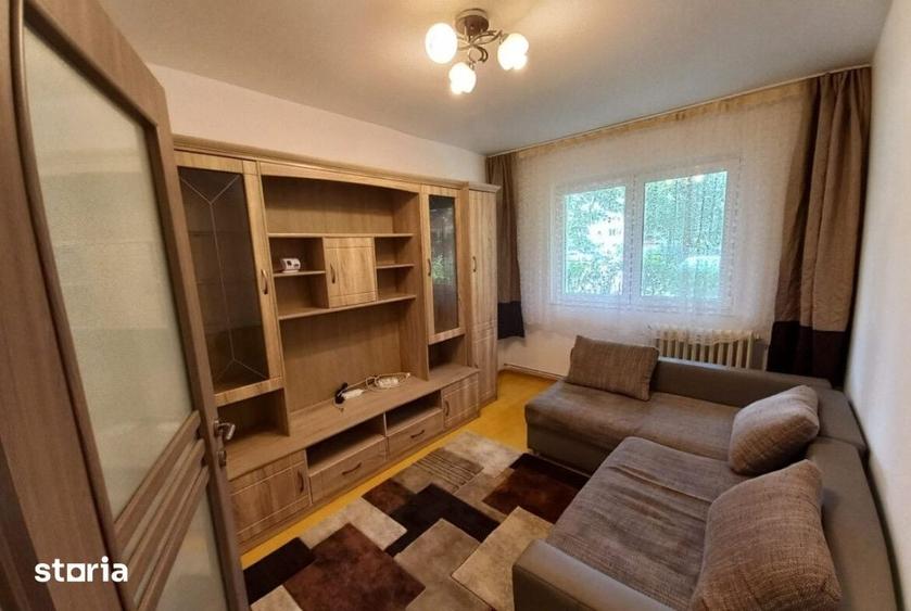 Apartament cu 2 camere decomandat în Republicii