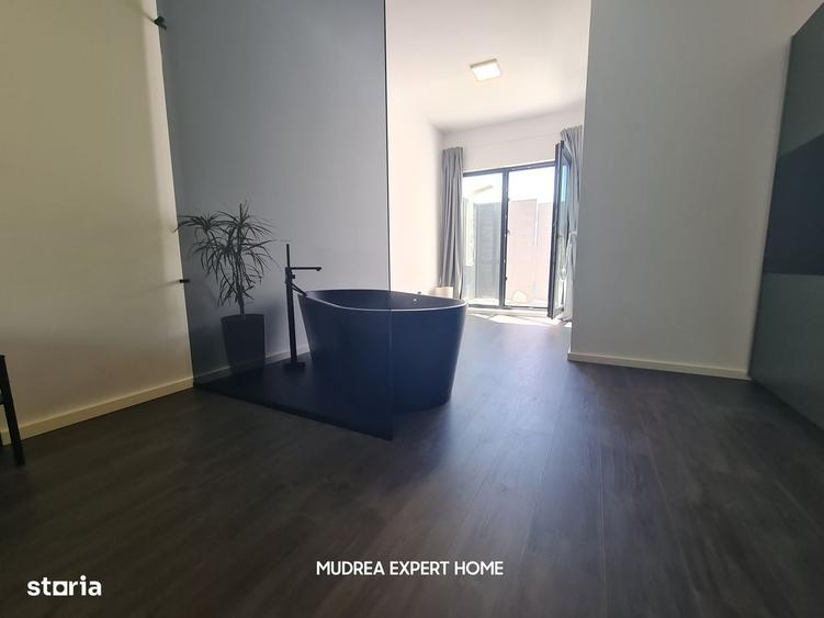 Casă cu 4 camere în Dumbrăveni