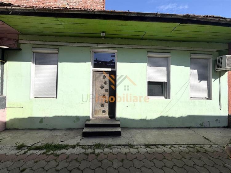 Apartament cu 2 camere decomandat în Ultracentral