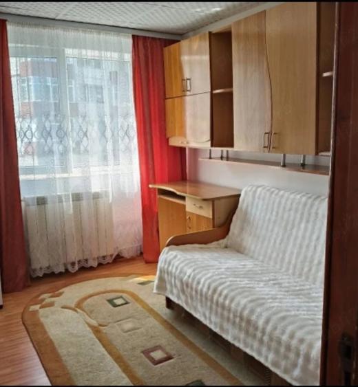 Apartament cu 2 camere semidecomandat în Exterior Vest