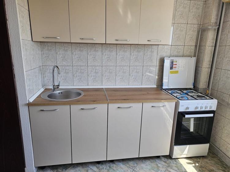 Garsonieră decomandată în Brâncoveanu