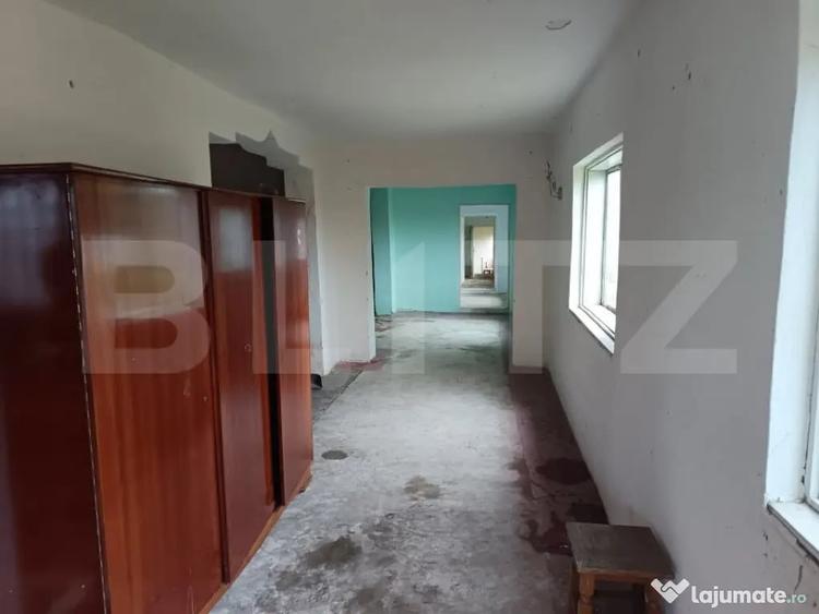 Casă cu 8 camere cu Teren 2000 Mp în Măgurele