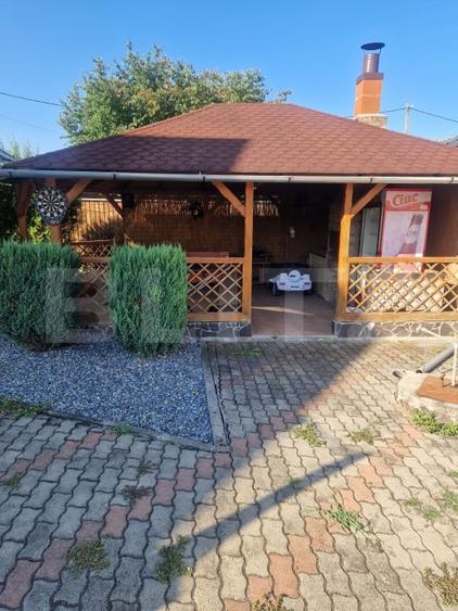 Casă individuală cu 7 camere cu Canalizare în Luduș