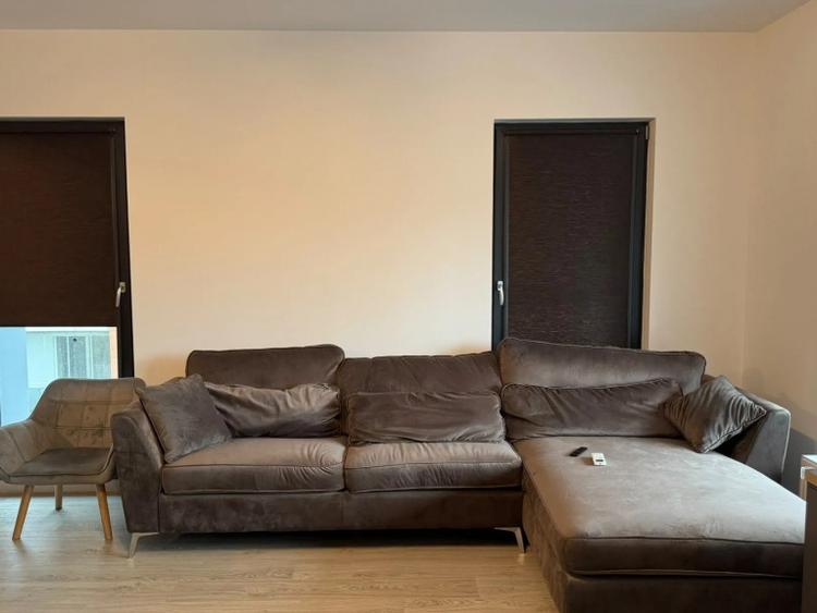Apartament cu 3 camere decomandat, mobilat în Vitan