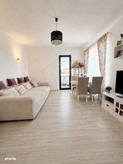 Apartament cu 2 camere si bucatarie inchisa, terasa de 17mp la etajul - 7