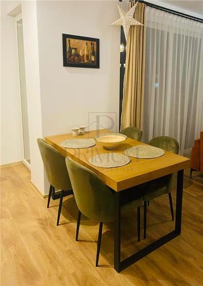 Apartament cu 2 camere semidecomandat, mobilat în Aradului