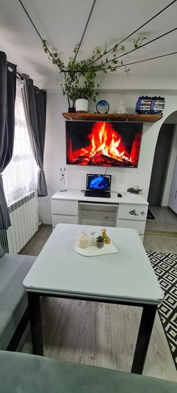 Garsonieră decomandată în Central
