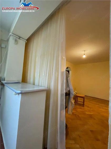 Apartament cu 4 camere în Spitalului