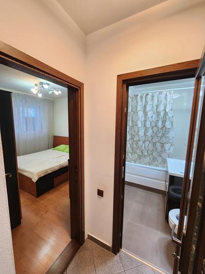Apartament cu 3 camere decomandat în Brâncoveanu