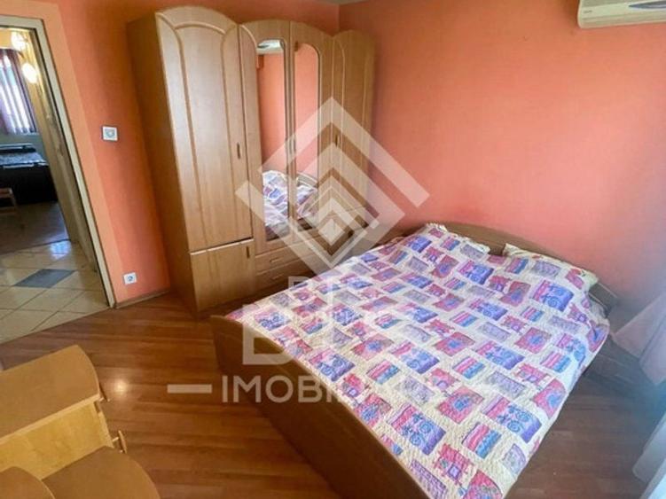Apartament cu 4 camere decomandat în Sud-Est