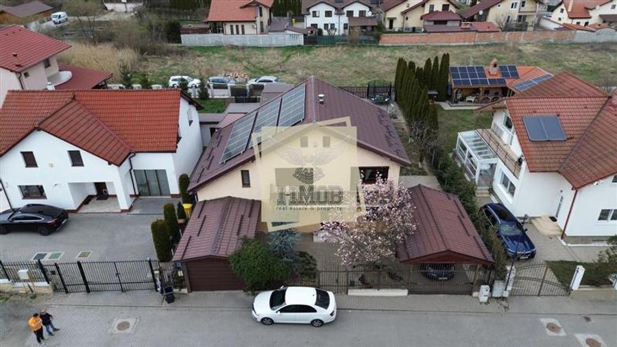 Casă individuală cu 6 camere cu Teren 654 Mp în Șelimbăr