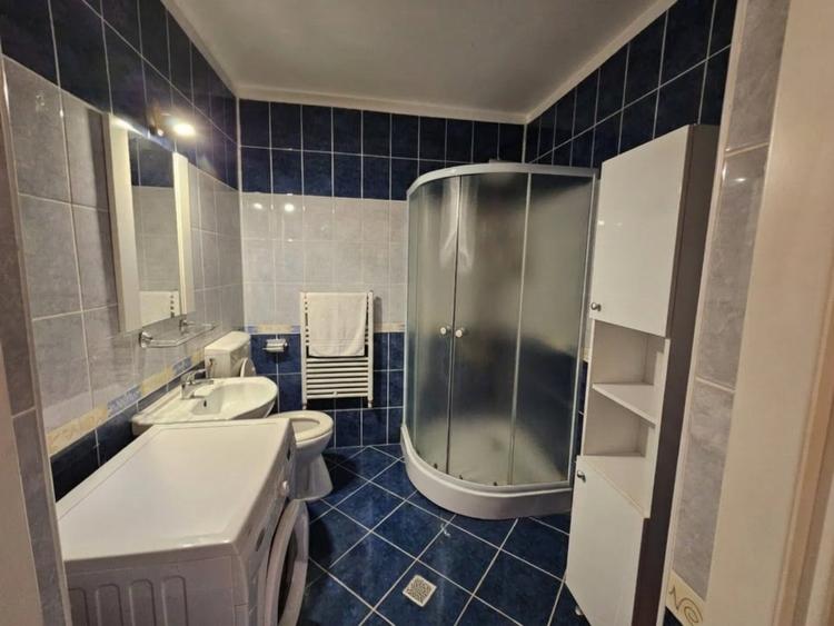 Garsonieră decomandată, mobilată în Florești