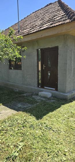 Casă cu Teren 635 Mp în Blidari