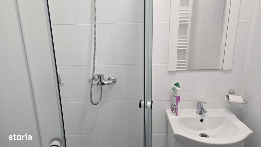 Spațiu comercial, de 20 mp, în Central