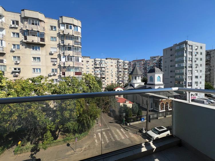 Apartament cu 3 camere decomandat, mobilat în Rahova
