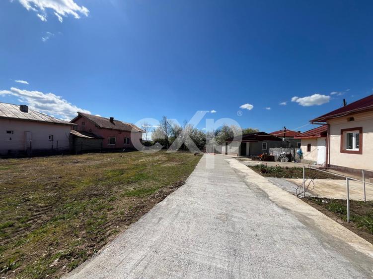 Casă cu 2 camere cu Teren 880 Mp în Broșteni (Vișina)