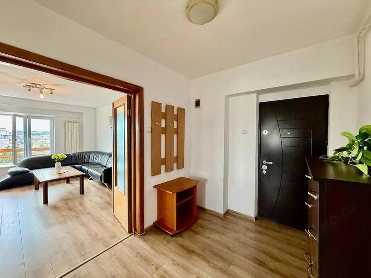 Apartament cu 2 camere decomandat în Piața Centrală