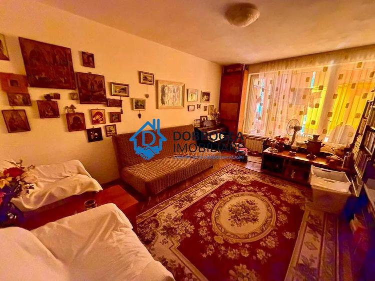 Apartament cu 2 camere decomandat, mobilat în Ultracentral
