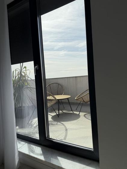 Apartament cu 2 camere decomandat în Drumul Taberei