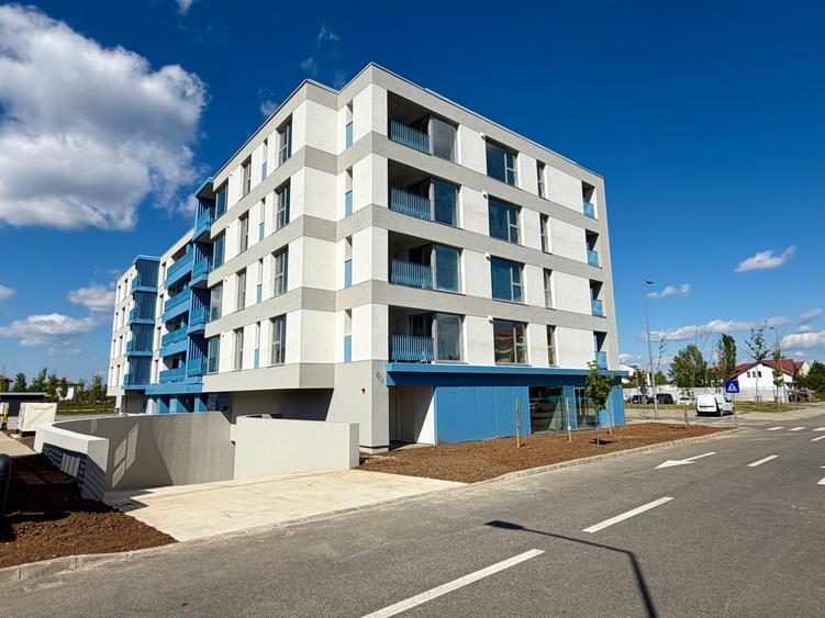 Spațiu comercial, de 310.60000610352 mp, în Aviației