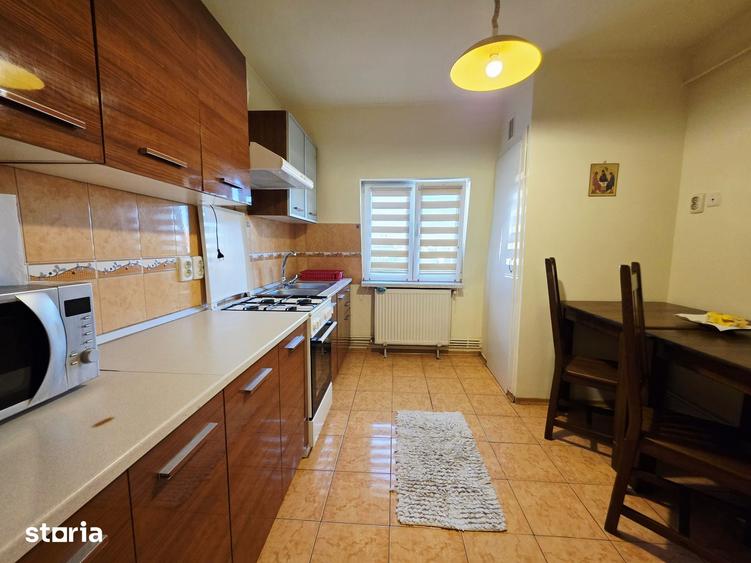 Apartament cu 4 camere în Nicolina