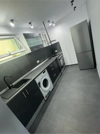 Apartament cu 2 camere semidecomandat în Brâncoveanu