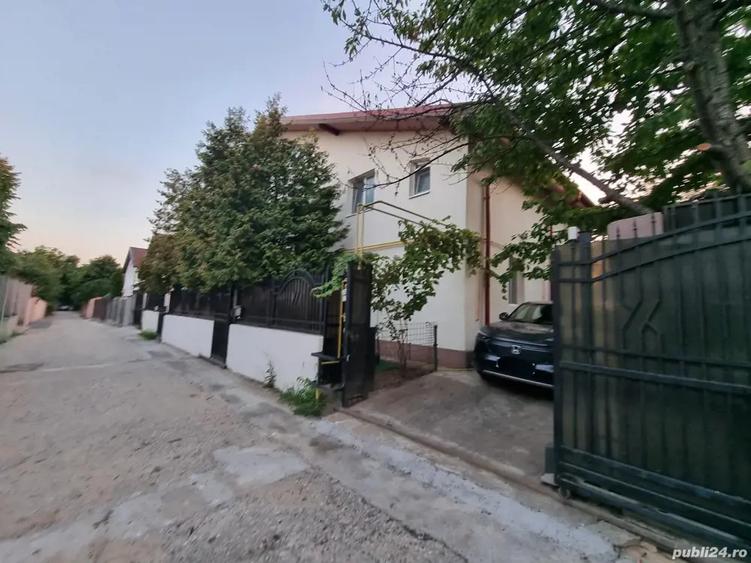 Casă cu 5 camere cu Teren 202 Mp în Giulești