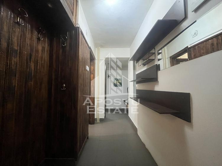 Apartament cu 2 camere decomandat, mobilat în Confecții