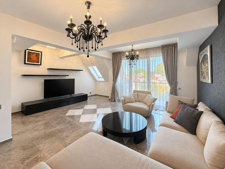Apartament cu 4 camere decomandat, mobilat în Domenii