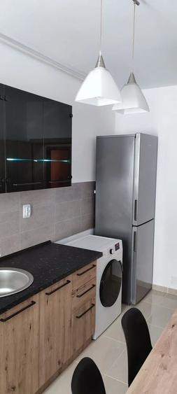 Apartament cu 2 camere decomandat în Giroc