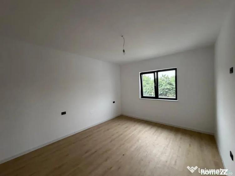 Casă cu 3 camere cu Teren 370 Mp în Central
