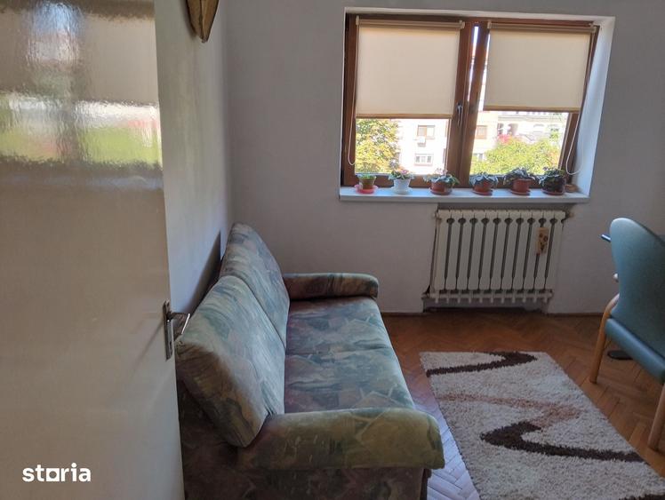Apartament cu 3 camere decomandat în Decebal