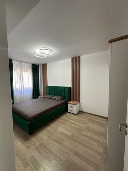 Apartament cu 2 camere decomandat în Exterior Vest