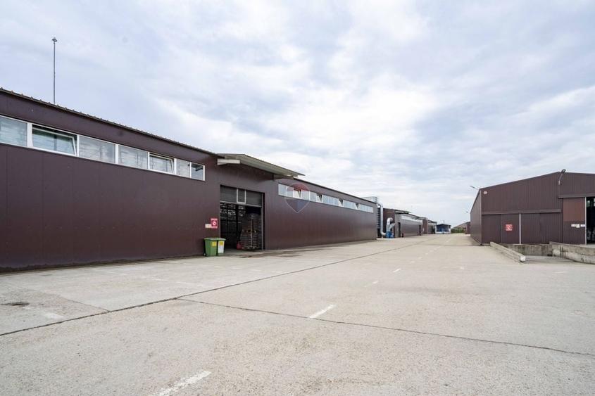 Spațiu industrial, de 3,300 mp, în Exterior Vest