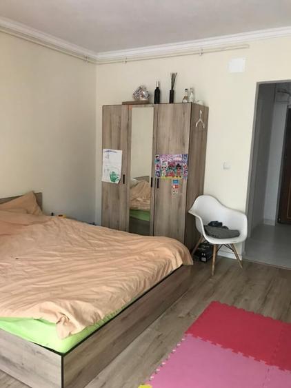 Garsonieră decomandată, mobilată în Cugir