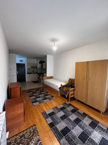 Apartament cu 2 camere semidecomandat în Tătărași