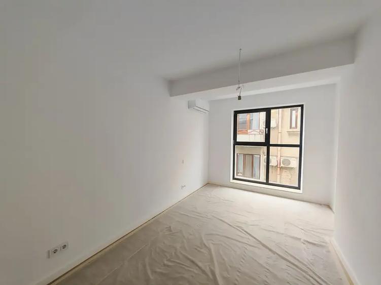 Apartament cu 2 camere semidecomandat în Pache Protopopescu