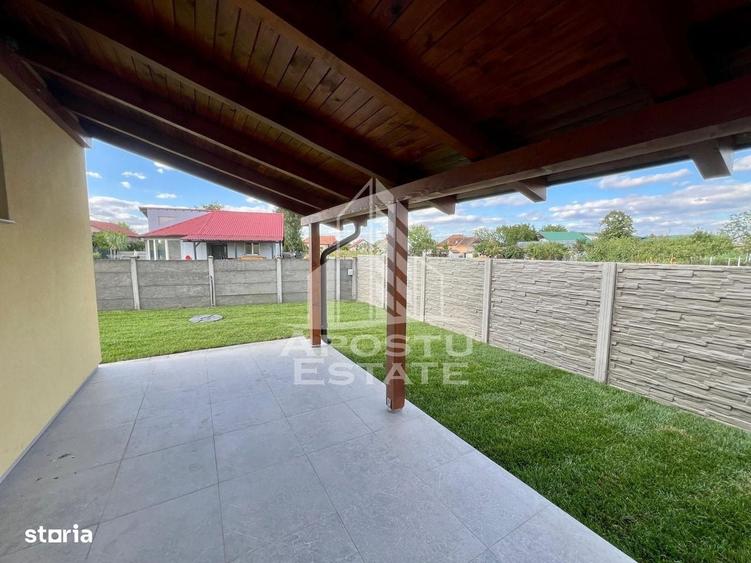 Casă cu 4 camere decomandat în Bucovăț