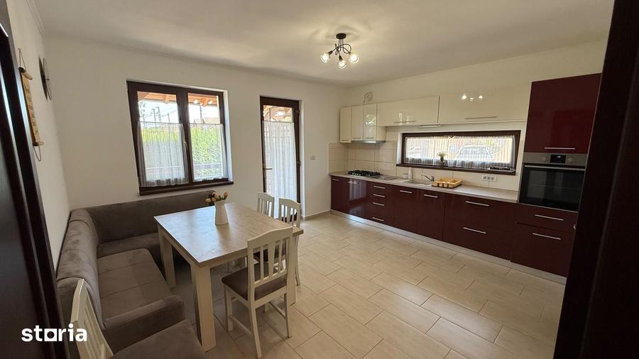 Casă cu 3 camere cu Teren 305 Mp în Bujac