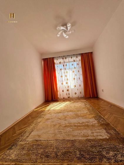 Apartament cu 3 camere decomandat în Năvodari Tabără