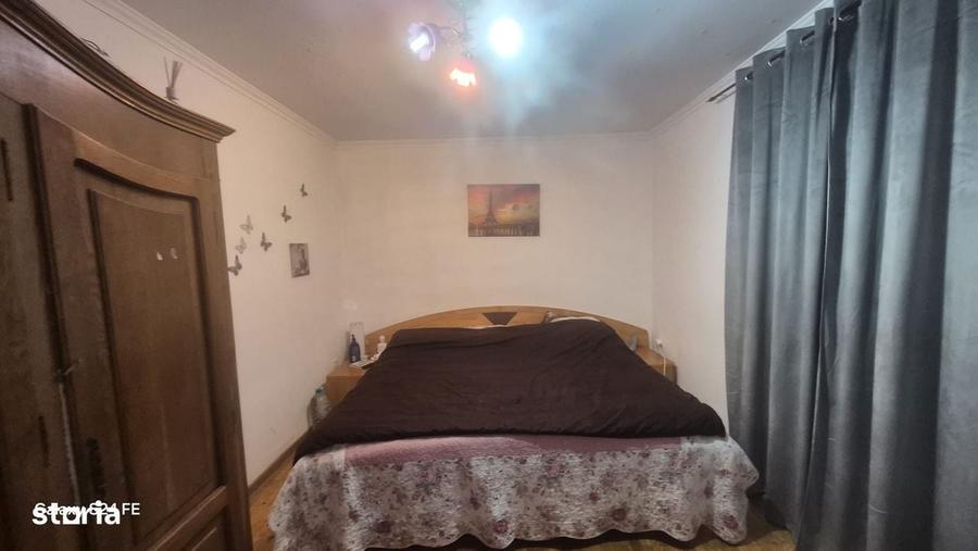 Casă cu 4 camere cu Teren 2000 Mp în Timișești