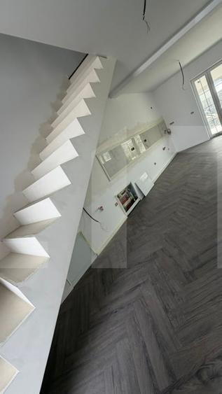 Duplex cu 3 camere cu Canalizare în Urseni