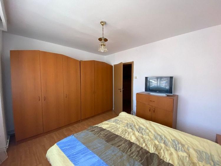 Apartament cu 3 camere în Turnișor