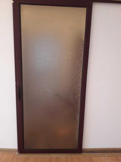 Apartament cu 3 camere semidecomandat în Micro 17