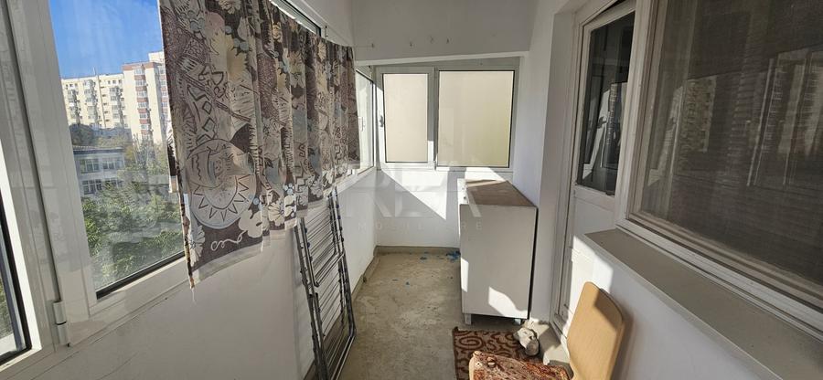 Apartament cu 4 camere decomandat, mobilat în Iancului