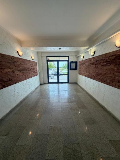 Apartament cu 2 camere decomandat în Tomis Plus