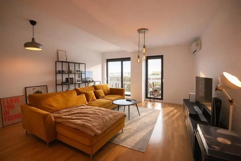 Apartament cu 3 camere decomandat în Domenii