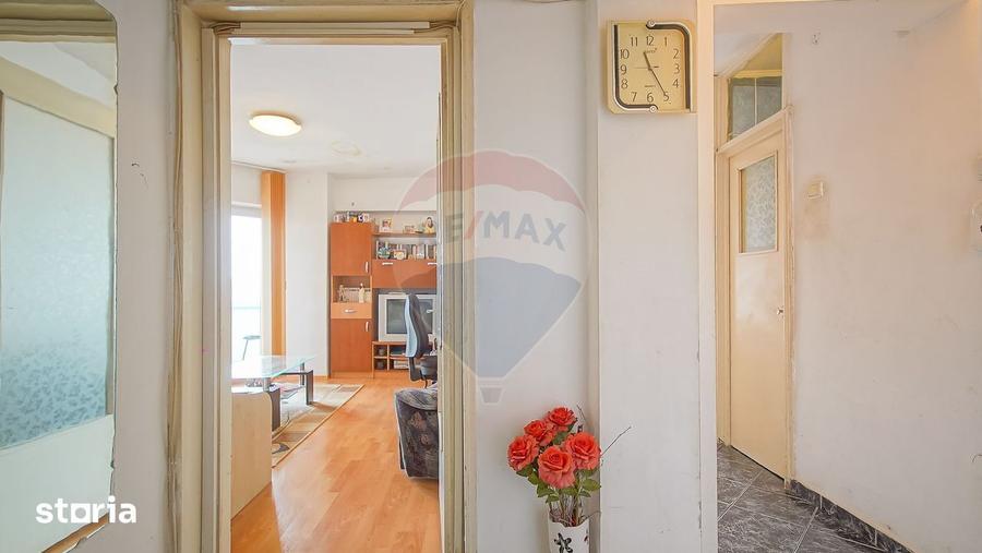 Apartament cu 3 camere decomandat, mobilat în Astra
